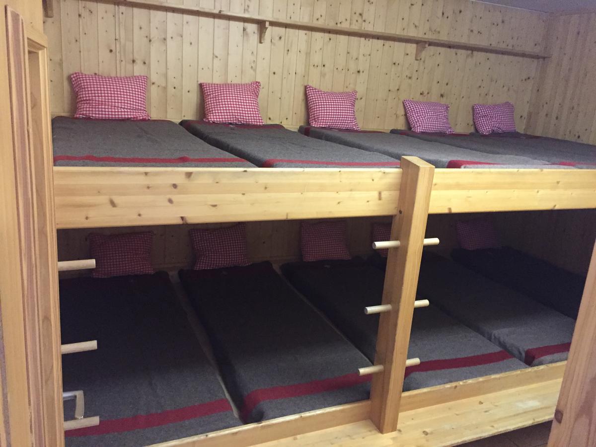 Restaurant Fleschboden Hostel Rosswald Kültér fotó